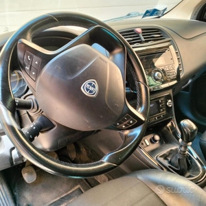Usato 2014 Lancia Delta 1.9 Diesel 190 CV (6.900 €)