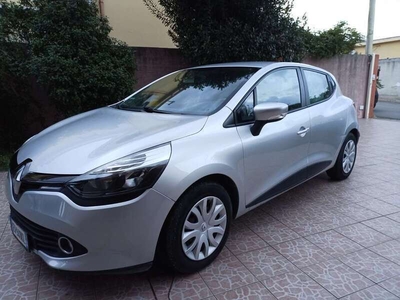 Usato 2014 Renault Clio IV 1.1 Benzin 73 CV (8.500 €)