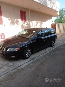 Usato 2014 Volvo V70 2.0 Diesel 136 CV (9.000 €)