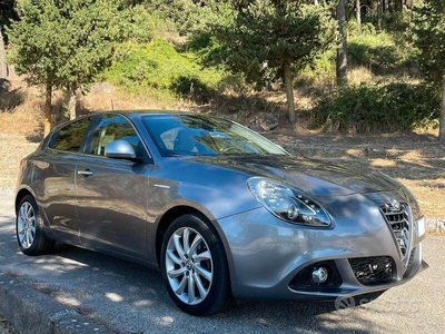 Usato 2015 Alfa Romeo Giulietta 1.6 Diesel 105 CV (12.000 €)