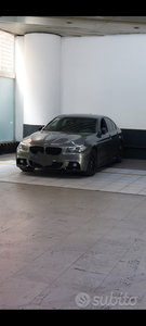 Usato 2015 BMW 535 3.0 Benzin 306 CV (28.000 €)