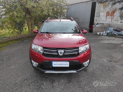 Usato 2015 Dacia Sandero 1.5 Diesel 90 CV (7.900 €)