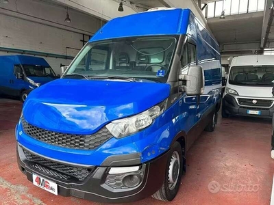 Usato 2015 Iveco Daily 3.0 CNG_Hybrid 140 CV (13.700 €)