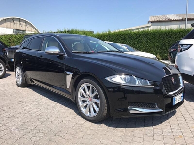 Usato 2015 Jaguar XF Sportbrake 2.2 Diesel 200 CV (16.500 €)