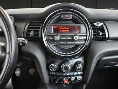 Usato 2015 Mini Cooper 1.2 Benzin 75 CV (15.900 €)