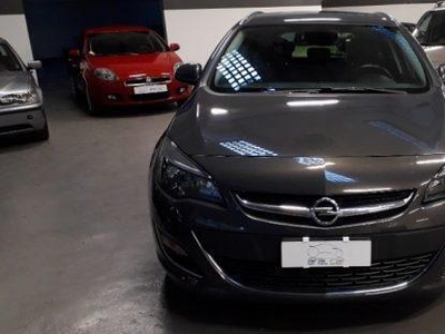 Usato 2015 Opel Astra 1.6 Diesel 136 CV (7.900 €)