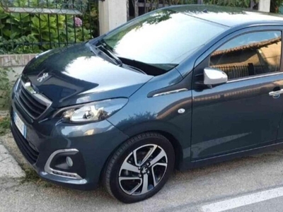 Usato 2015 Peugeot 108 1.2 Benzin 82 CV (9.250 €)
