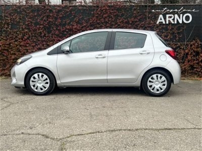 Usato 2015 Toyota Yaris 1.0 Benzin 69 CV (9.800 €)