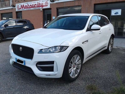 Usato 2016 Jaguar F-Pace 2.0 Diesel 180 CV (19.600 €)