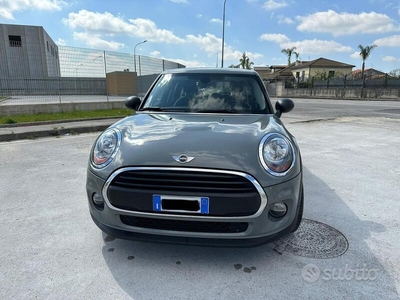 Usato 2016 Mini Cooper 1.5 Diesel 116 CV (11.499 €)