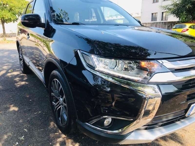 Usato 2016 Mitsubishi Outlander 2.3 Diesel 150 CV (11.499 €)