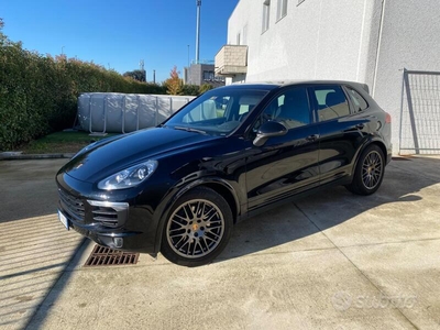 Usato 2016 Porsche Cayenne 3.0 Diesel 245 CV (39.800 €)