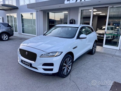 Usato 2017 Jaguar F-Pace 2.0 Diesel 180 CV (26.900 €)