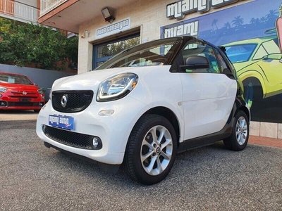 Usato 2017 Smart ForTwo Cabrio 1.0 Benzin 71 CV (13.990 €)