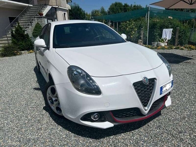 Usato 2018 Alfa Romeo Giulietta 1.6 Diesel 120 CV (14.900 €)