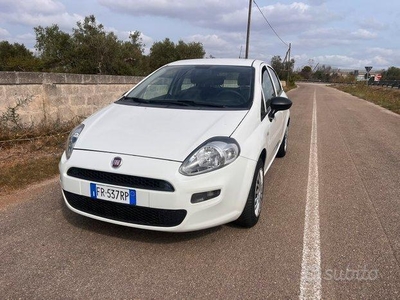 Usato 2018 Fiat Grande Punto 1.2 Benzin 65 CV (7.599 €)