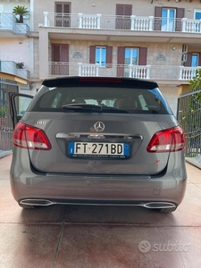 Usato 2018 Mercedes B180 1.7 Benzin 116 CV (17.400 €)