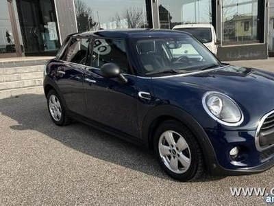 Usato 2018 Mini ONE 1.5 Benzin 102 CV (16.800 €)