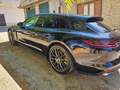 Usato 2018 Porsche Panamera 4 El_Benzin 560 CV (74.000 €)