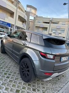 Usato 2019 Land Rover Range Rover evoque 2.0 Benzin 240 CV (29.000 €)