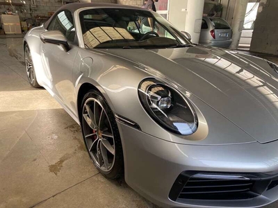 Usato 2019 Porsche 911 Carrera 4S Cabriolet 3.0 Benzin 450 CV (165.000 €)