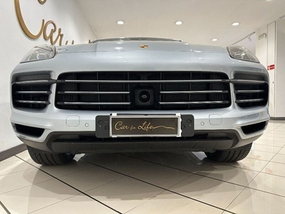 Usato 2020 Porsche Cayenne 3.0 Benzin 339 CV (79.900 €)