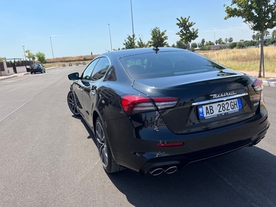 Usato 2021 Maserati Ghibli El 330 CV (68.900 €)