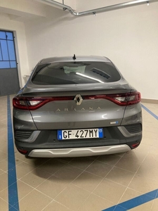 Usato 2021 Renault Arkana 1.6 Benzin 145 CV (27.000 €)