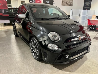 Usato 2022 Abarth 595 1.4 Benzin 165 CV (21.500 €)