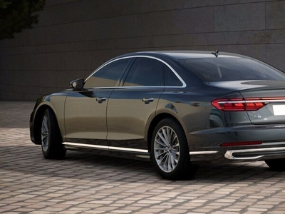 Usato 2022 Audi A8 3.0 Diesel 286 CV (79.800 €)