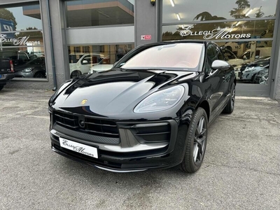 Usato 2022 Porsche Macan 2.0 Benzin 265 CV (80.900 €)