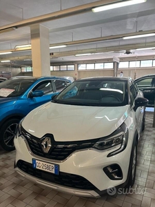 Usato 2022 Renault Captur 1.6 El_Hybrid 94 CV (22.900 €)