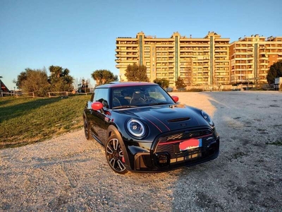 Usato 2023 Mini John Cooper Works 2.0 Benzin 231 CV (40.900 €)