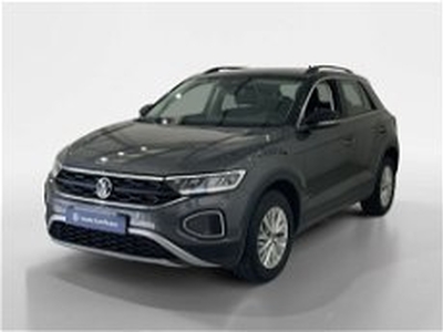 Volkswagen T-Roc 2.0 tdi Life 115cv del 2023 usata a Massa