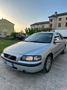 Volvo S60 2.4 20V