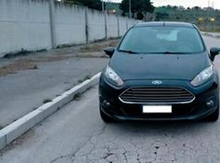 FORD Fiesta 1.4 Gpl Business 5 Porte 