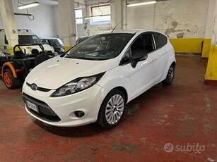 Ford Fiesta 1.4 TDCi 68CV 3 porte Titanium