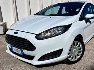 Ford Fiesta 1.5tdci uso anche per neo patentati