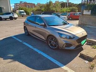 FORD Focus St-line