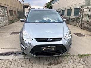 Ford S-Max TITANIUM