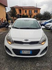 Kia Rio 1.1 CRDi X NEOPATENTATI