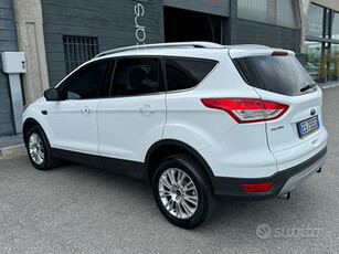 Kuga 2.0 TDCI 140 CV 4WD automatica