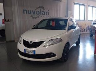 Lancia Ypsilon 1.0 FireFly 5 porte S&S Hybrid Ecoc