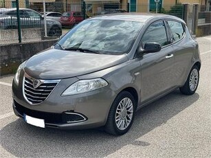 Lancia Ypsilon 1.2 69 CV 5 porte - 12/2012