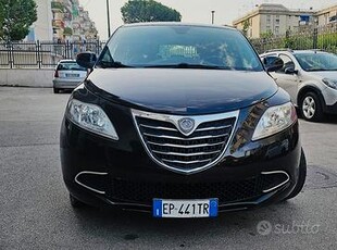 Lancia Ypsilon 1.2 69 CV 5 porte GPL Ecochic Silve