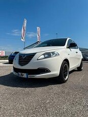 LANCIA YPSILON 1.2 BENZINA / NEOPATENTATI