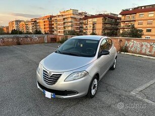 Lancia Ypsilon 1.2 S&S Gold