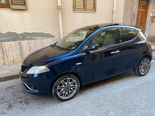 Lancia Ypsilon 1.3 MTJ