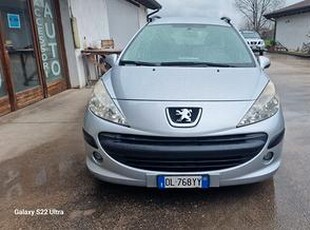 Peugeot 207 1.4 8V 75CV 5p. ONE Line neopatentati