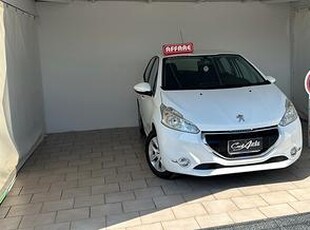 Peugeot 208 1.4 HDi AUTOCARRO 5 POSTI 2013